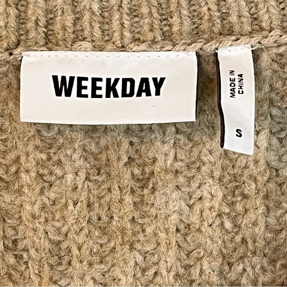 Weekday Hilevi Willow Tan Women's Sweater Cardigan S Balloon Sleeve Oversized - Picture 9 of 14